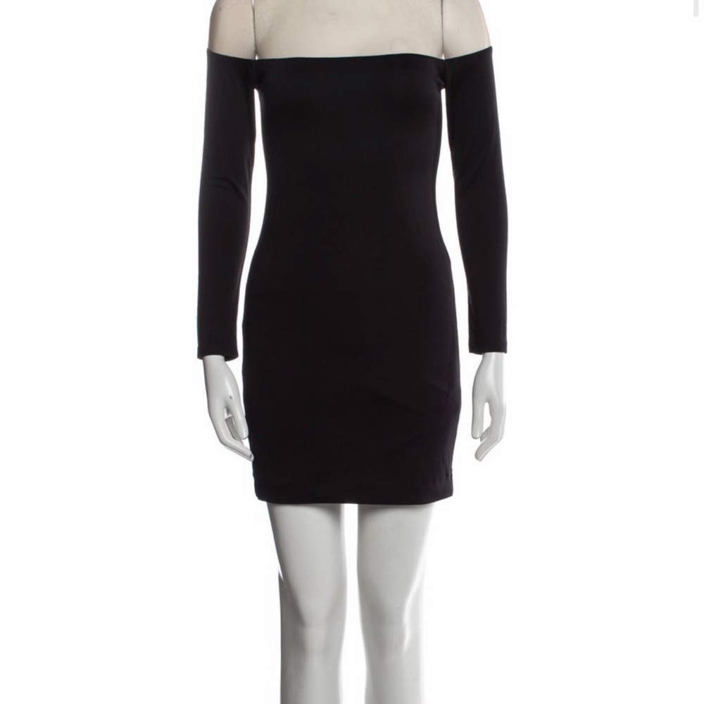 Alice + Olivia Black Off-Shoulder Long-Sleeve Mini Dress